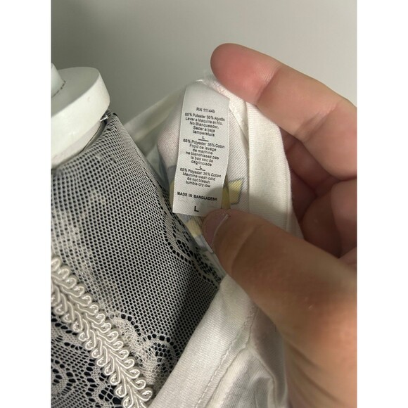 LeBron James as Bronman & Mo for Batman Comics T-Shirt Size Large L - Picture 8 of 8